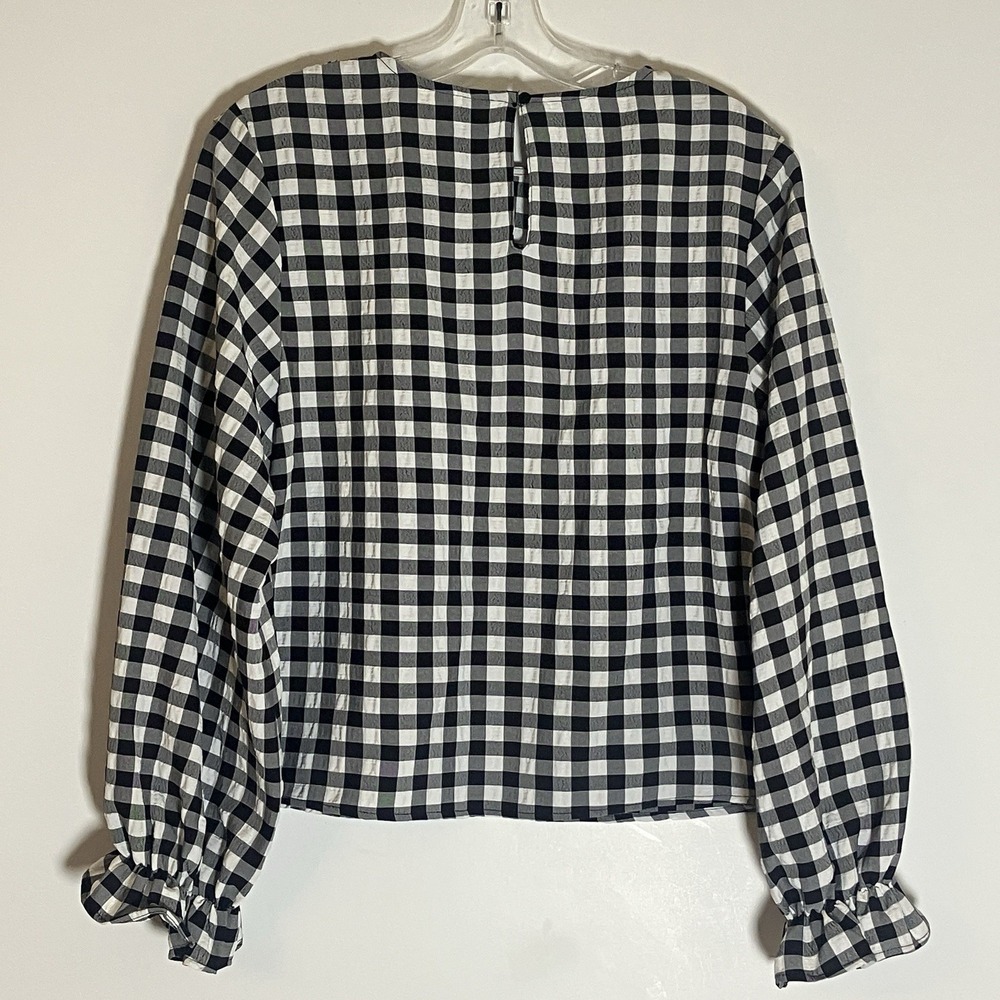 H&M DIVIDED Top Womens Medium Black White Gingham Ruffle Crop Blouse Cottage M - Picture 12 of 16